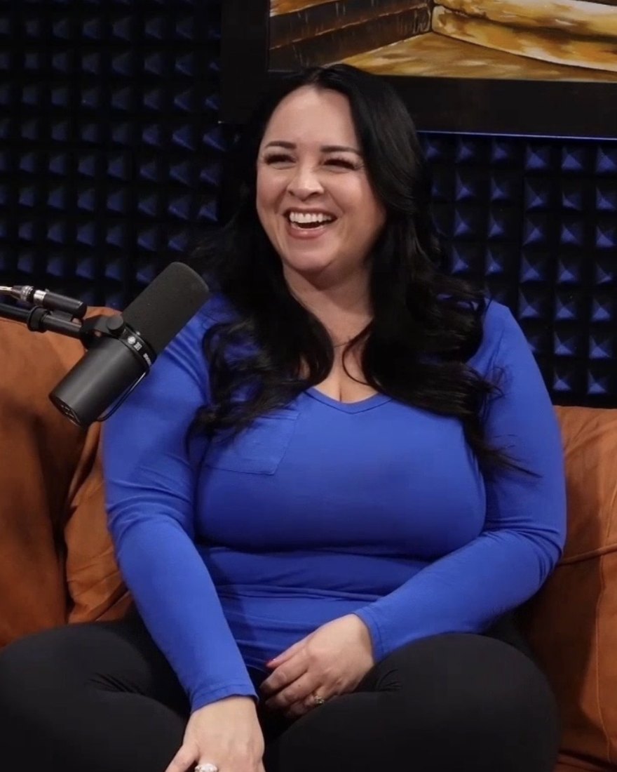 Amanda Thickk in the studio